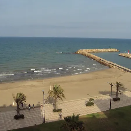 Mirant El Mar Apartament