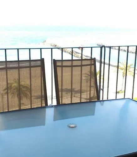 Mirant El Mar דירה